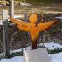 “sun angel” (<a href='/inquire.php?gallery=sculpture&file=DSC09456.JPG&caption=sun angel'>Inquire about this piece</a>)<br />price: por